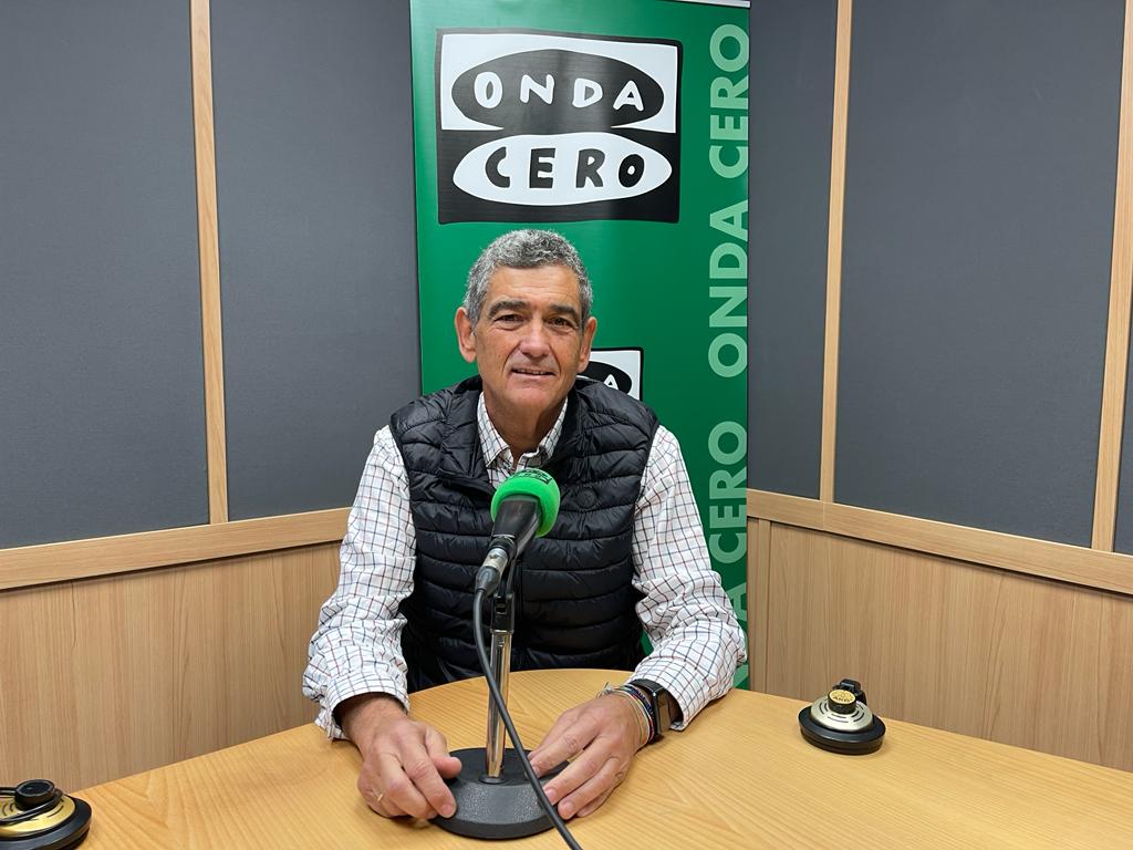 La Federación de Moros y Cristianos de Alicante llena las calles de Alicante de música y color con el tradicional desfile anual La Federación de Moros y Cristianos de Alicante llena las calles de Alicante de música y color con el tradicional desfile anual