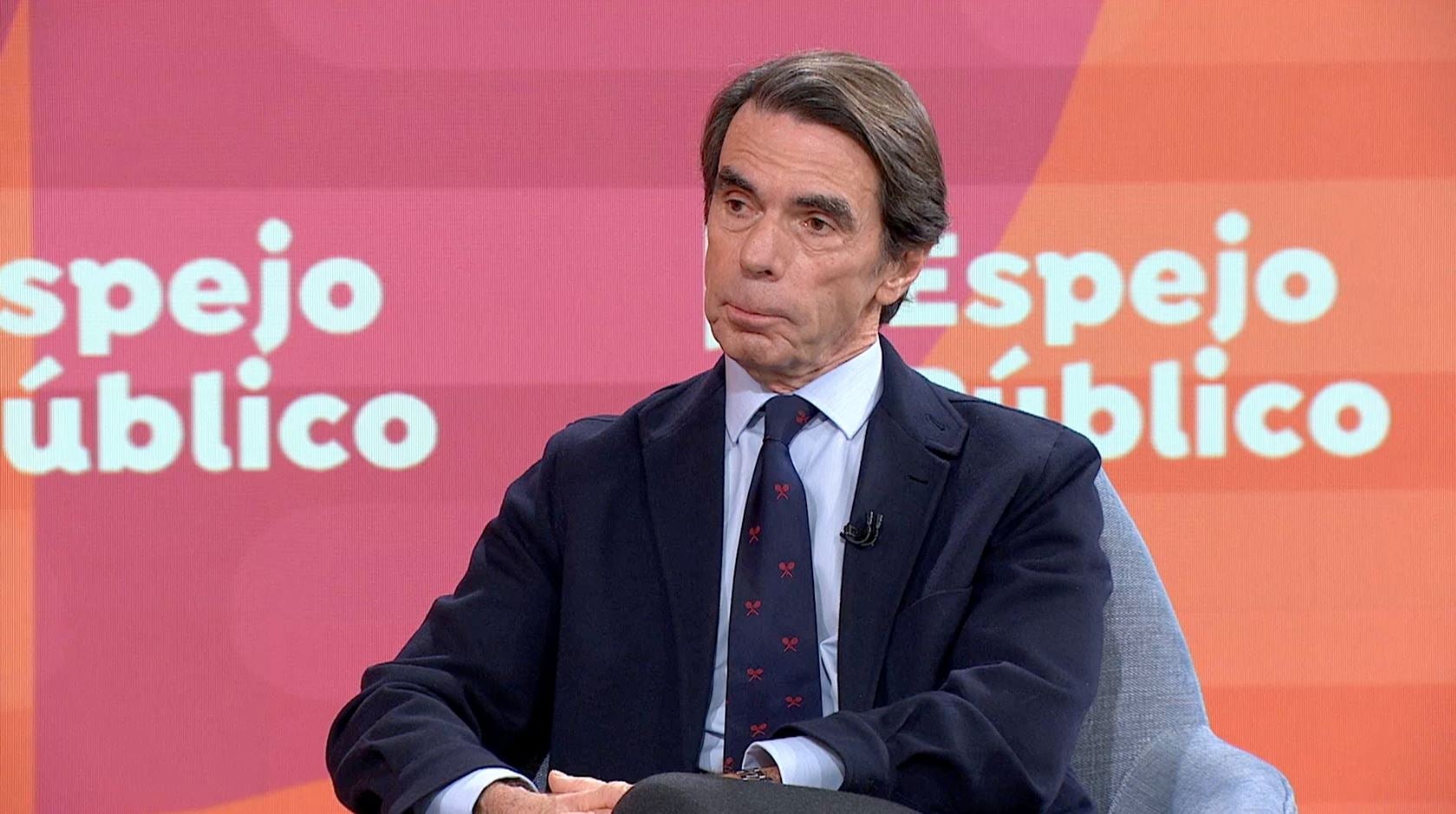 José María Aznar, a Pedro Sánchez: "No se puede arrastrar más a un país por el fango" José María Aznar, a Pedro Sánchez: "No se puede arrastrar más a un país por el fango"