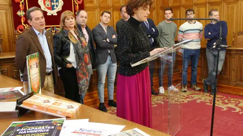 El Ayuntamiento de Palencia lanza una campaña navideña en apoyo al comercio y a la hostelería .
