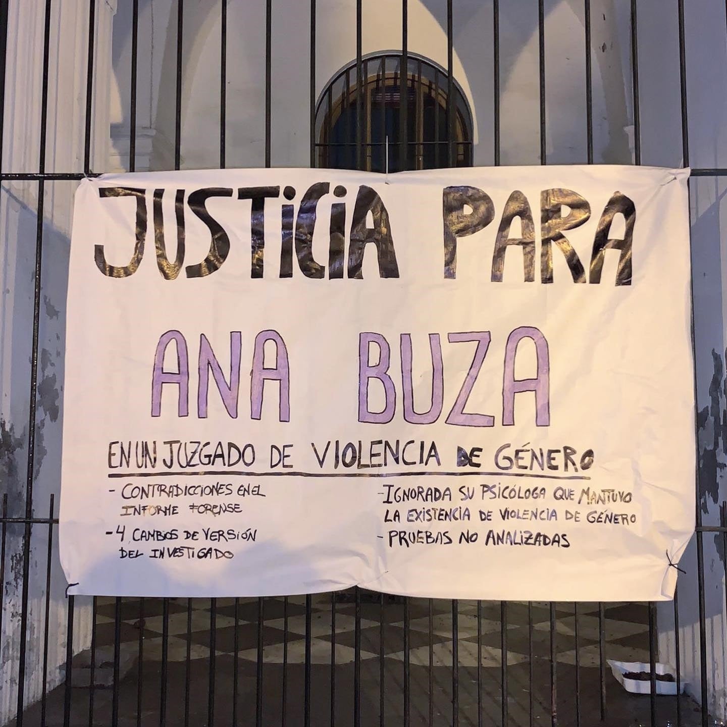 Territorio negro: La lucha de Antonio Buza por demostrar que la muerte de su hija fue un crimen machista Territorio negro: La lucha de Antonio Buza por demostrar que la muerte de su hija fue un crimen machista