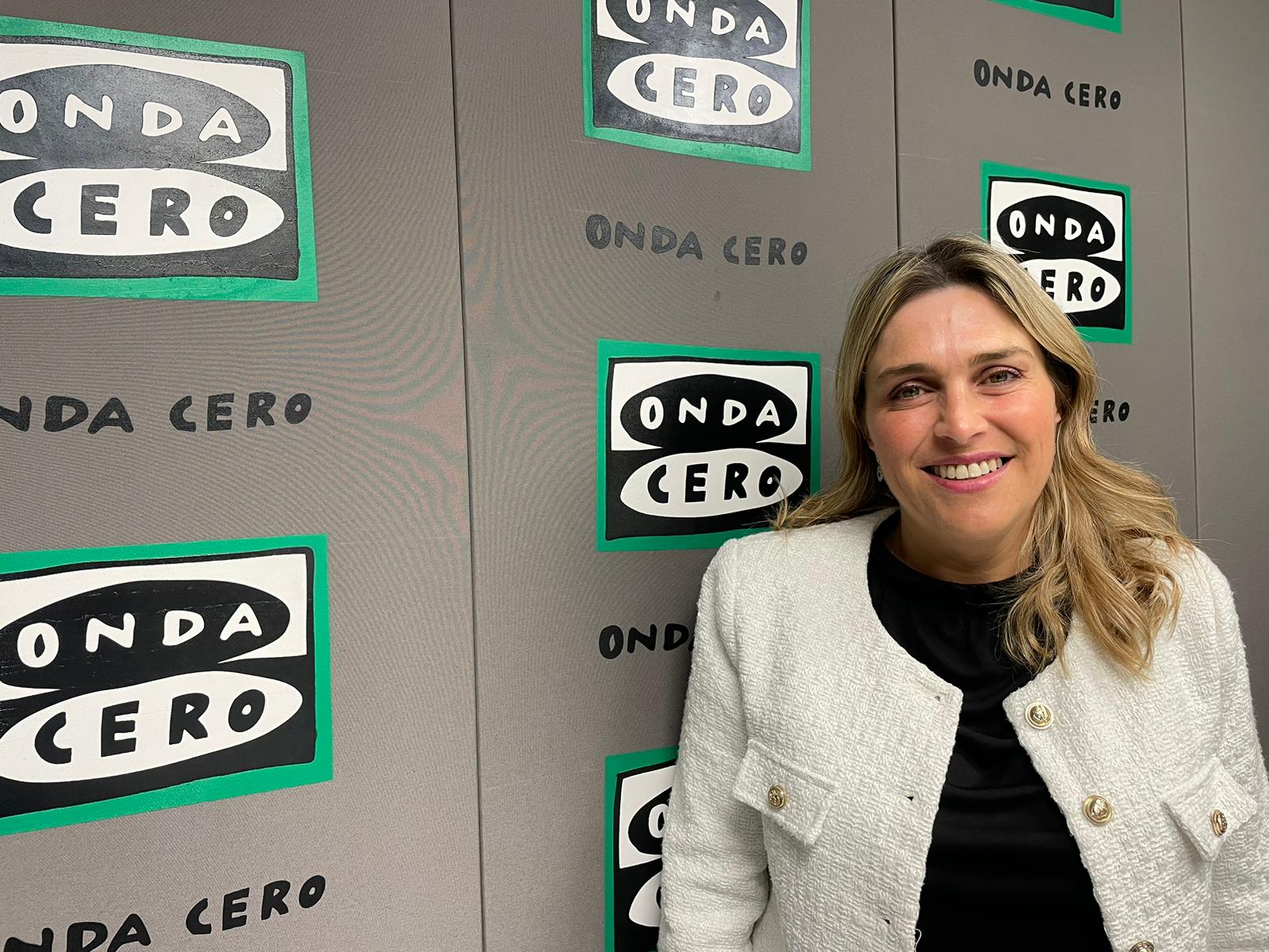 Marta Barrachina: "Si tengo que montar mi tienda de campaña enfrente de la Generalitat lo voy a hacer para que hagan caso a Castellón" Marta Barrachina: "Si tengo que montar mi tienda de campaña enfrente de la Generalitat lo voy a hacer para que hagan caso a Castellón"