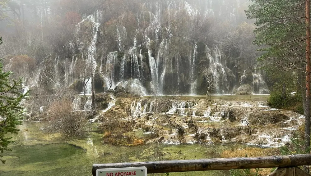El nacimiento fue declarado Monumento Natural en 1991 El nacimiento fue declarado Monumento Natural en 1991