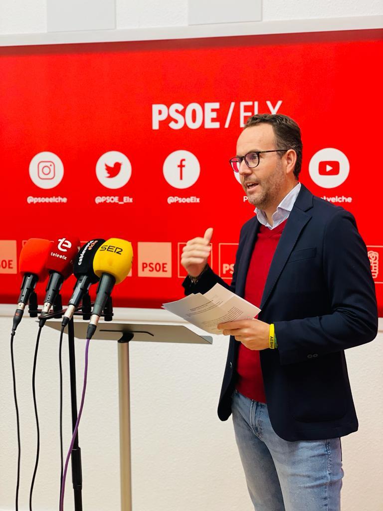 El PSOE de Elche pide en 2024 dotaciones para bonos consumo, ampliar las ayudas al IBI y crear otras de cara al inicio del curso escolar El PSOE de Elche pide en 2024 dotaciones para bonos consumo, ampliar las ayudas al IBI y crear otras de cara al inicio del curso escolar