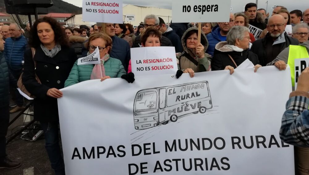 Las AMPAS del Medio Rural se sumaron a la reivindicación.