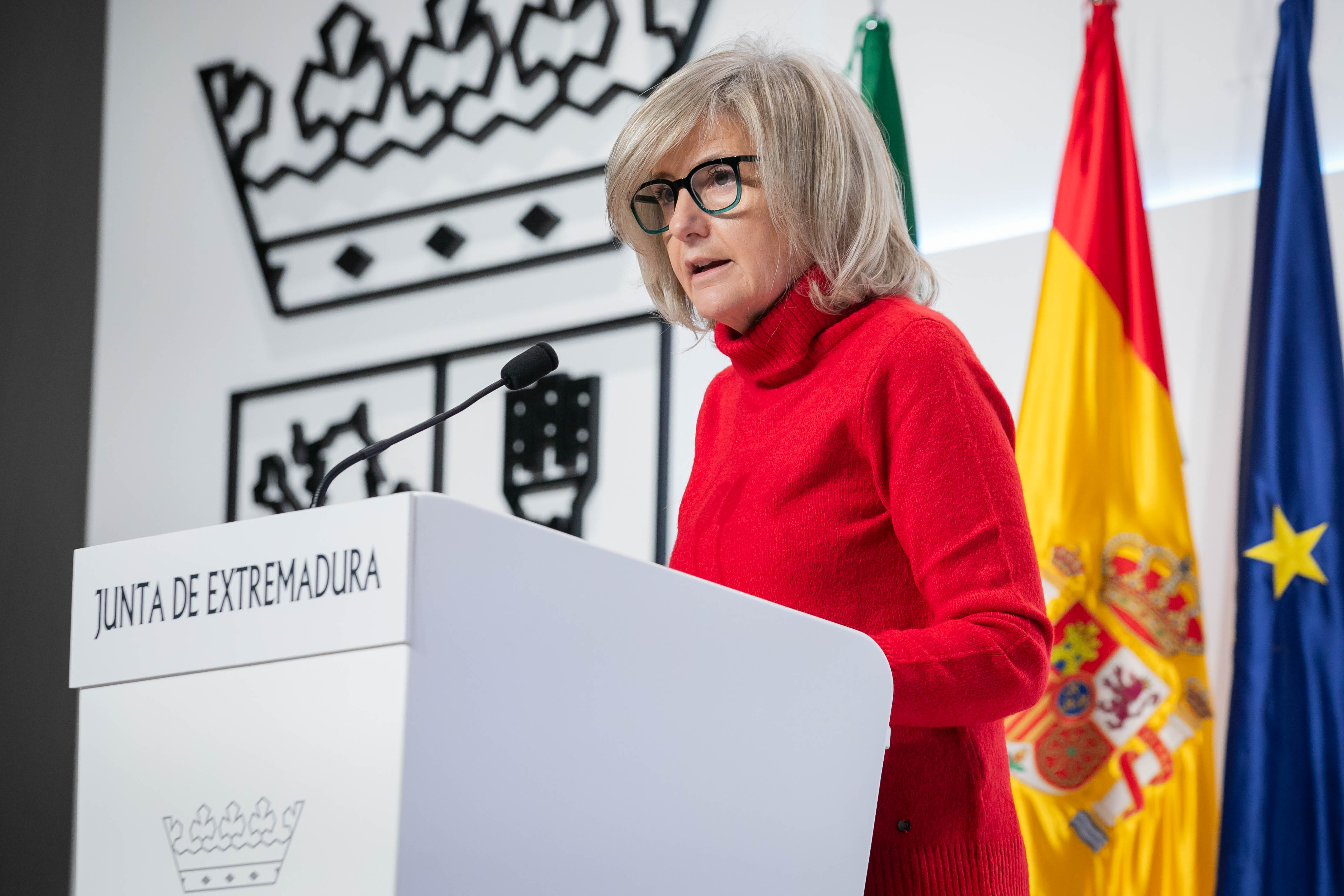 El Consejo de Gobierno de la Junta de Extremadura aprueba un gasto social que suma los 3,8 millones de euros El Consejo de Gobierno de la Junta de Extremadura aprueba un gasto social que suma los 3,8 millones de euros