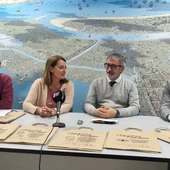 La alcaldesa de Puerto Real y el rector en funciones de la Universidad de Cádiz La alcaldesa de Puerto Real y el rector en funciones de la Universidad de Cádiz