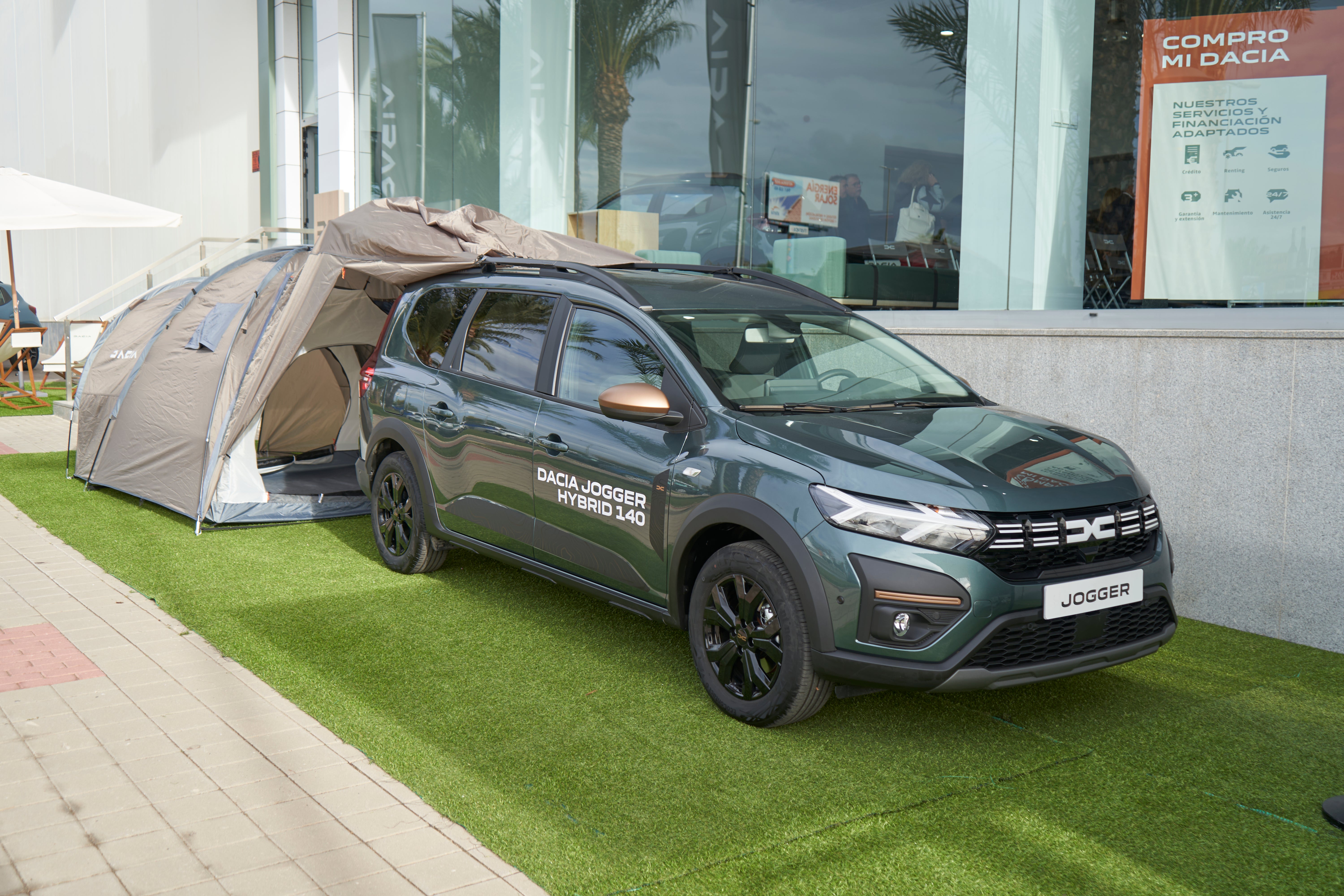 Dacia nueva imagen y grandes resultados Dacia nueva imagen y grandes resultados