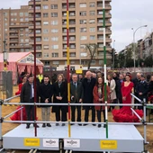 El delegado de Fiestas Mayores Manuel Alés, junto al portavoz popular del ayuntamiento Juan Bueno y concejales de la oposición El delegado de Fiestas Mayores Manuel Alés, junto al portavoz popular del ayuntamiento Juan Bueno y concejales de la oposición