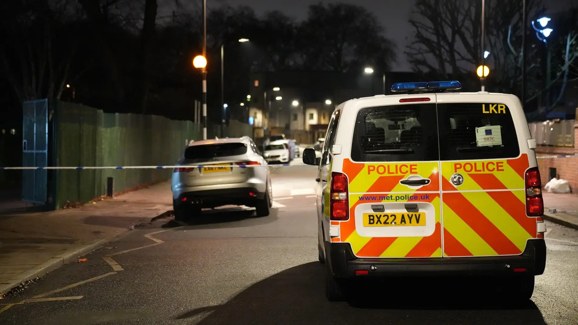 Un muerto y dos heridos tras un tiroteo en Londres