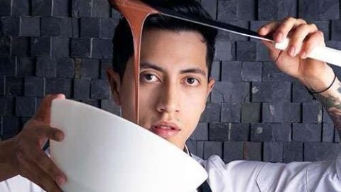 Steben Gavi&ntilde;o el joven de 24 a&ntilde;os maestro chocolatero