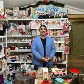 Nadia Mohamed de 'El Rincón Dulce' en el mercadillo navideño de Ceuta