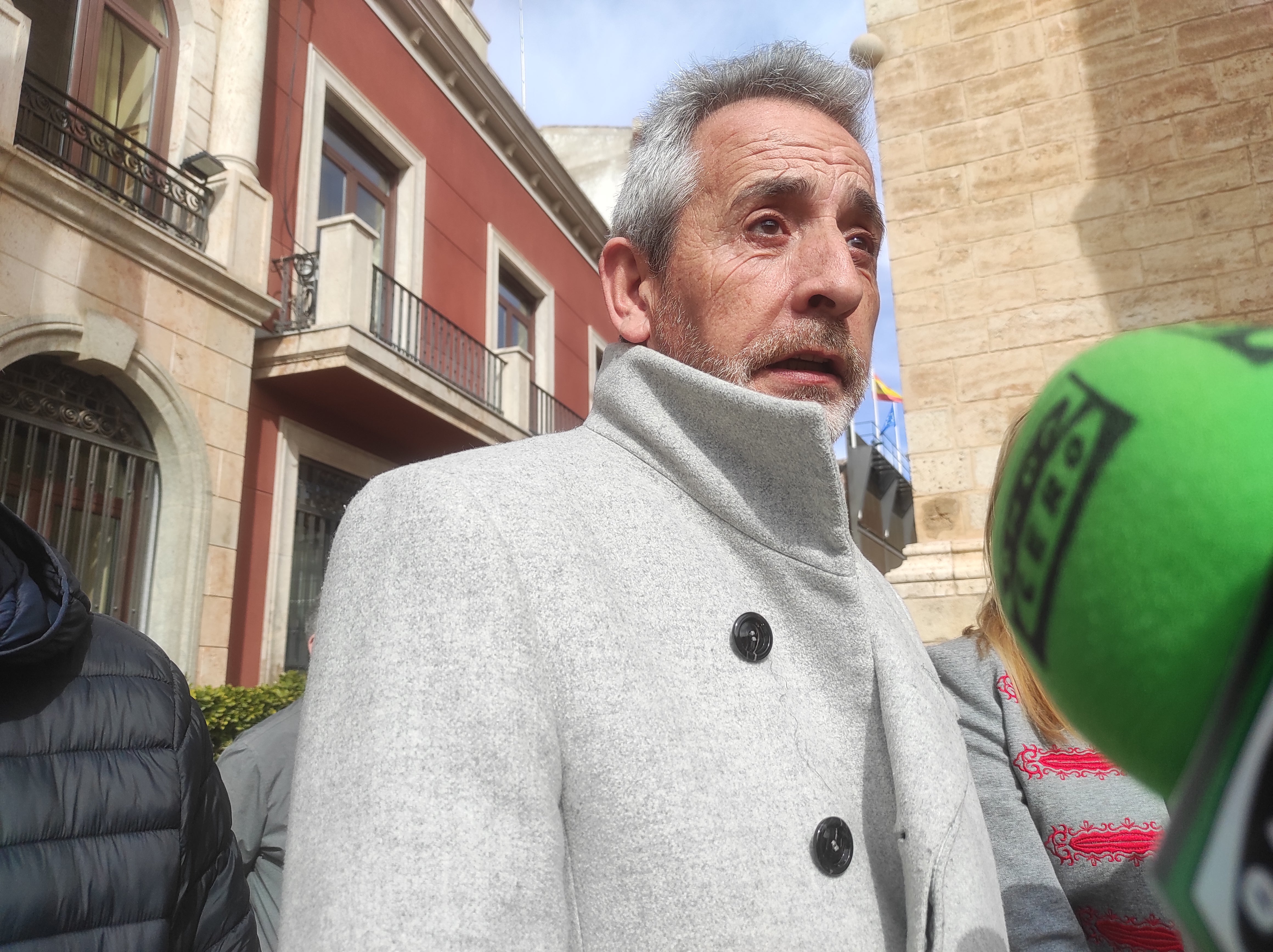 Al alcalde de Valdepeñas no le preocupa la posibilidad de una moción de censura Al alcalde de Valdepeñas no le preocupa la posibilidad de una moción de censura