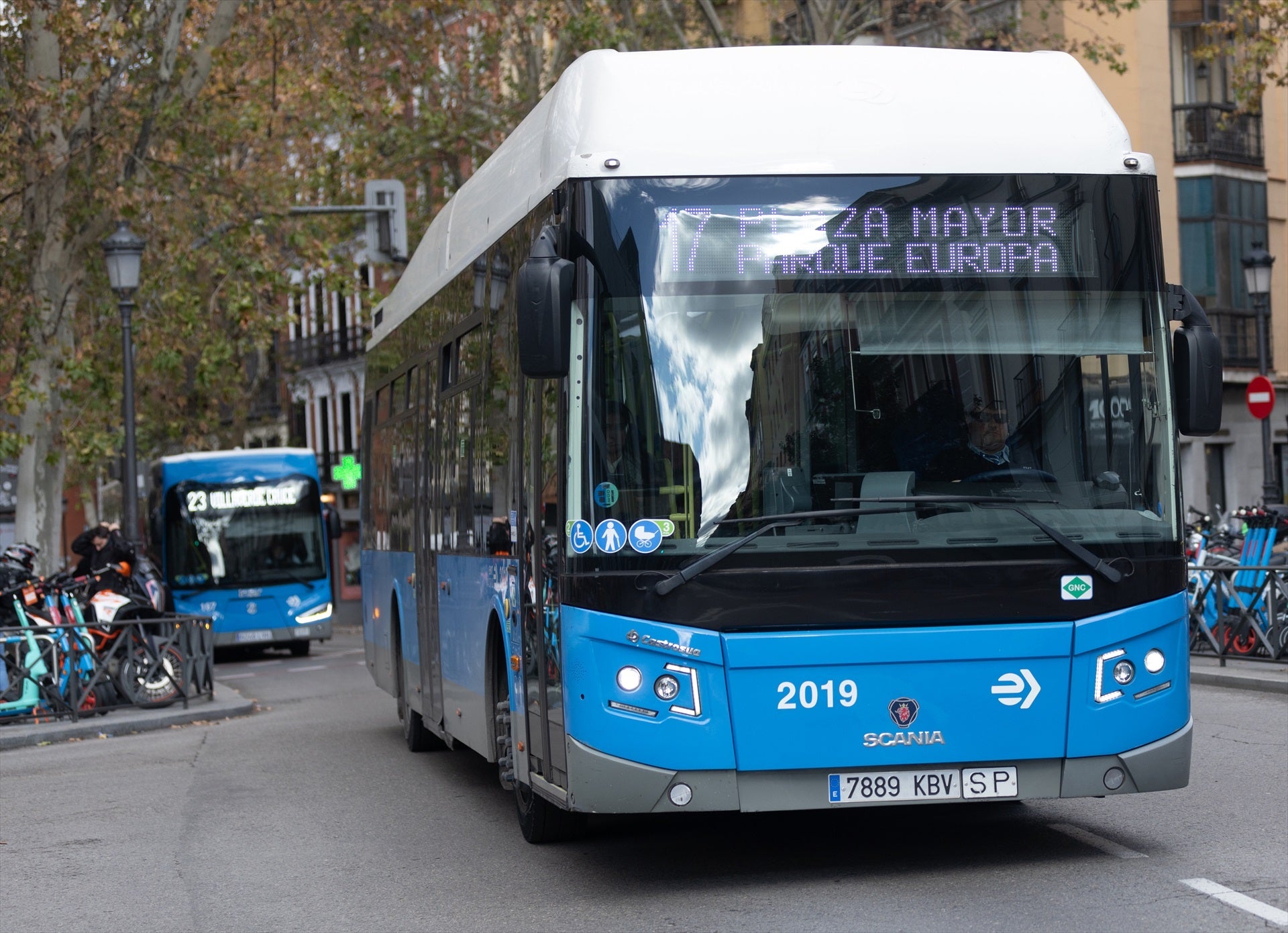 Los autobuses de la EMT volverán a ser gratuitos este lunes en Madrid Los autobuses de la EMT volverán a ser gratuitos este lunes en Madrid