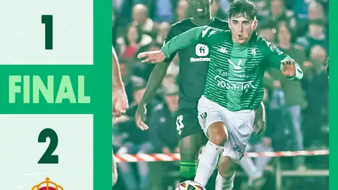 El Villanovense cae in extremis ante el Betis en la fiesta del fútbol de Villanueva de la Serena El Villanovense cae in extremis ante el Betis en la fiesta del fútbol de Villanueva de la Serena