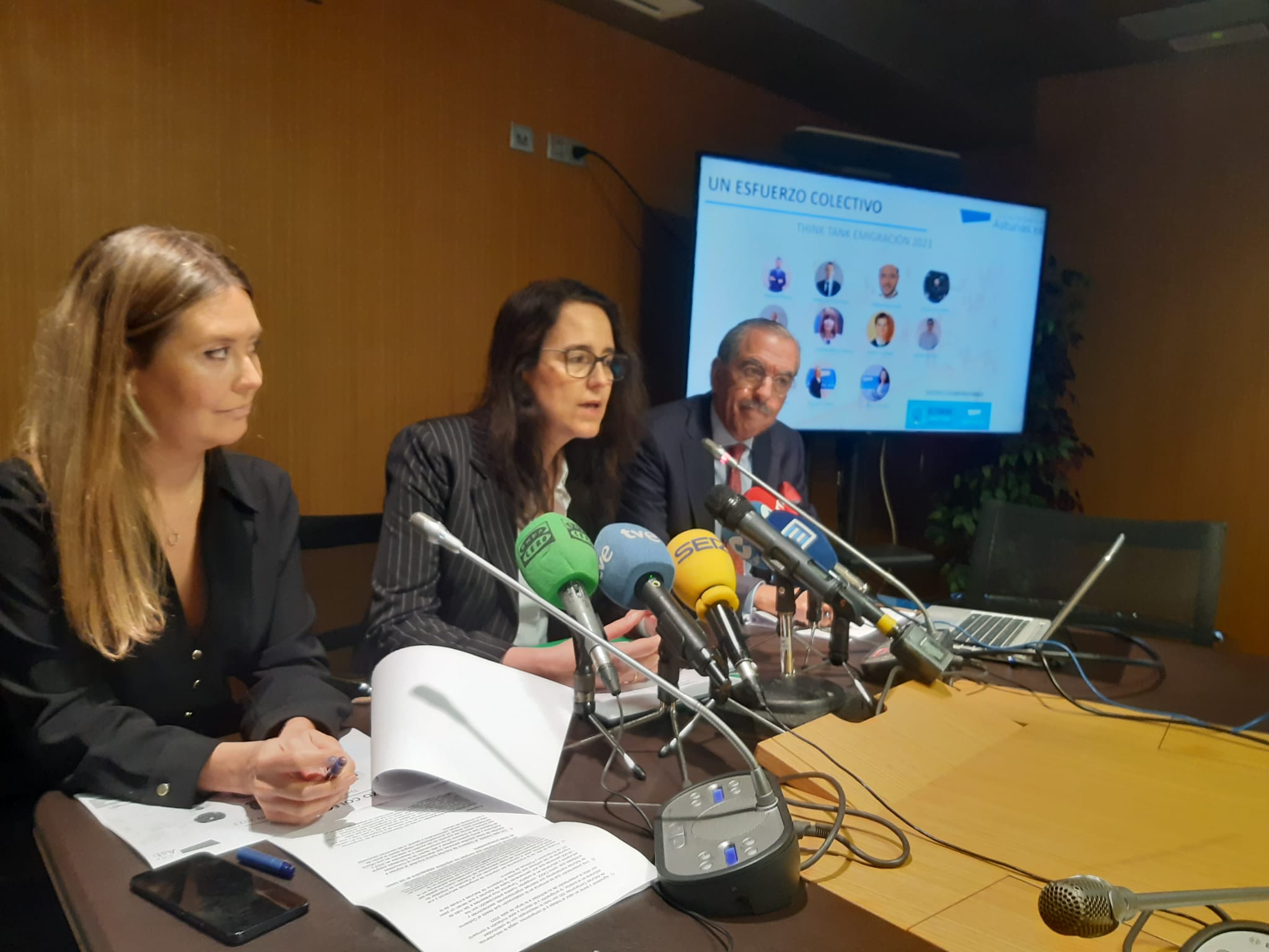 La principal preocupación de los asturianos en el exterior es invertir en el Principado La principal preocupación de los asturianos en el exterior es invertir en el Principado