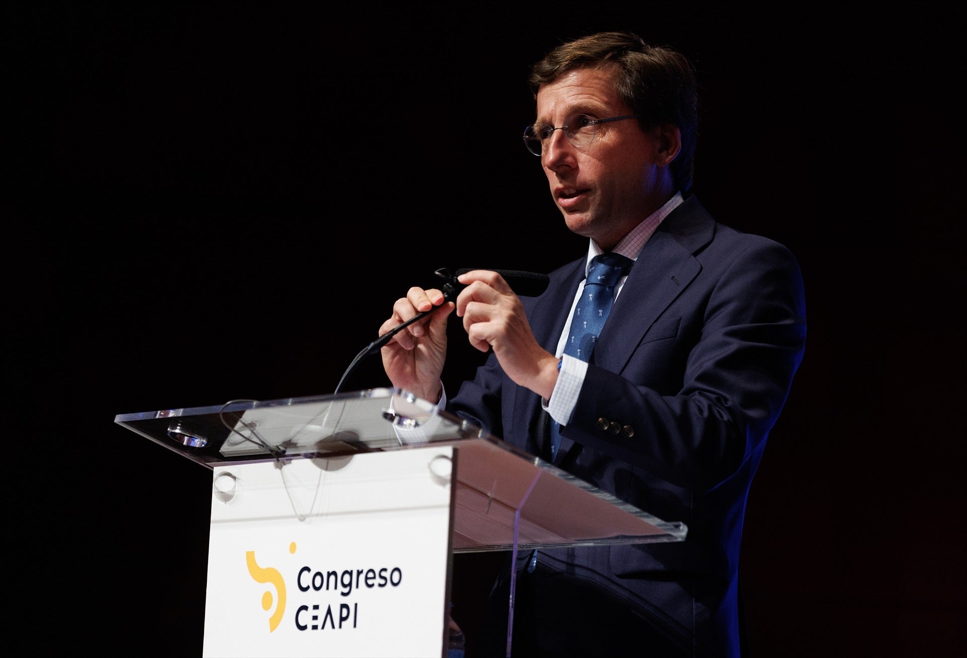 Almeida acusa al PSOE de instigar a la "provocación para reventar" el pleno de Arganzuela por las talas Almeida acusa al PSOE de instigar a la "provocación para reventar" el pleno de Arganzuela por las talas