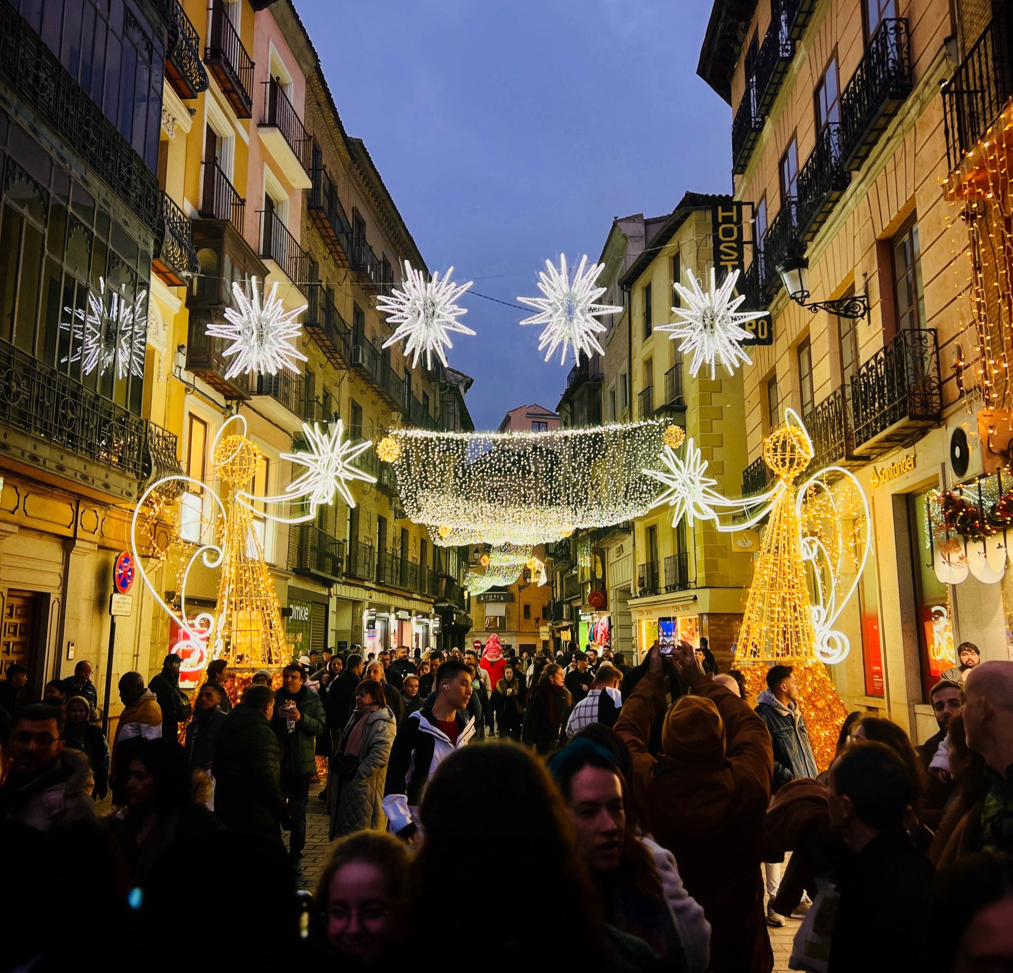El Ayuntamiento destaca el "lleno histórico" de este puente en Toledo El Ayuntamiento destaca el "lleno histórico" de este puente en Toledo