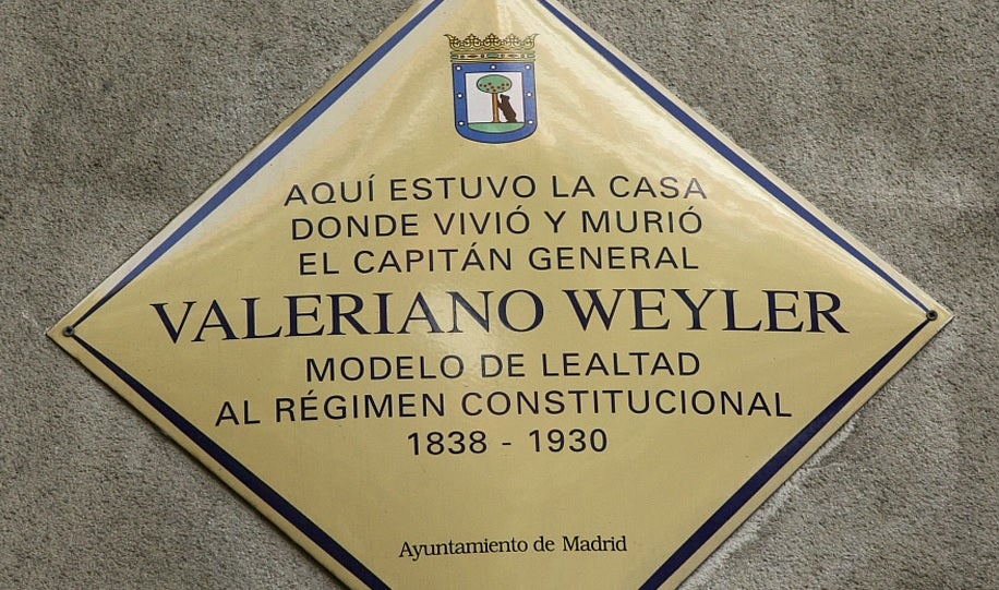 El capitán Valeriano Weyler El capitán Valeriano Weyler
