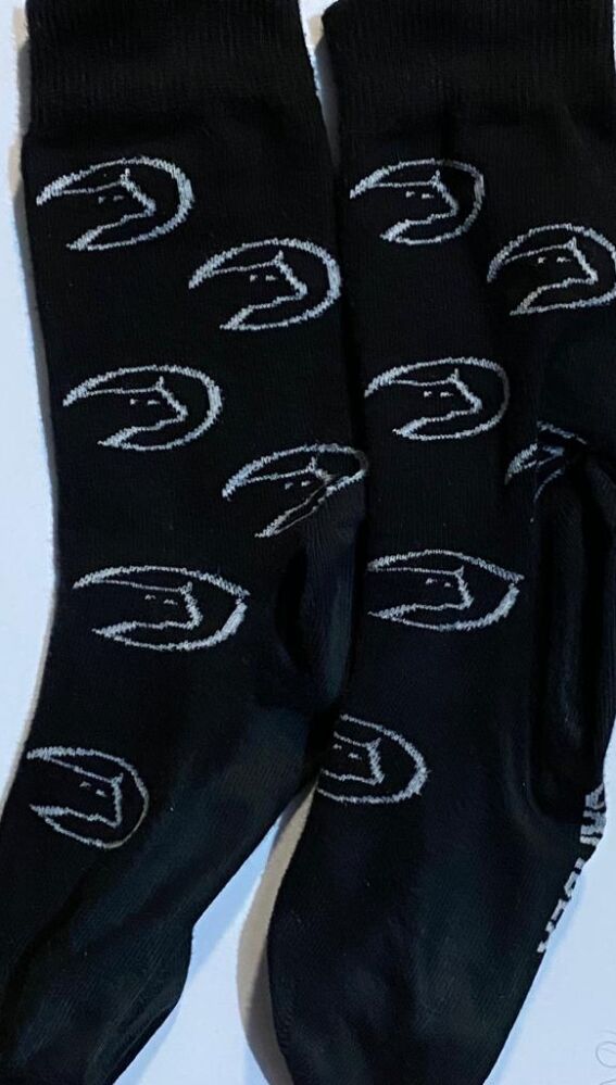 Calcetines con el escudo de Unionistas