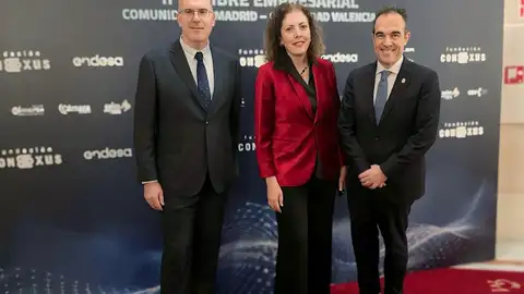 Manuel Villar, Asunción Martínez y Antonio Peral Manuel Villar, Asunción Martínez y Antonio Peral