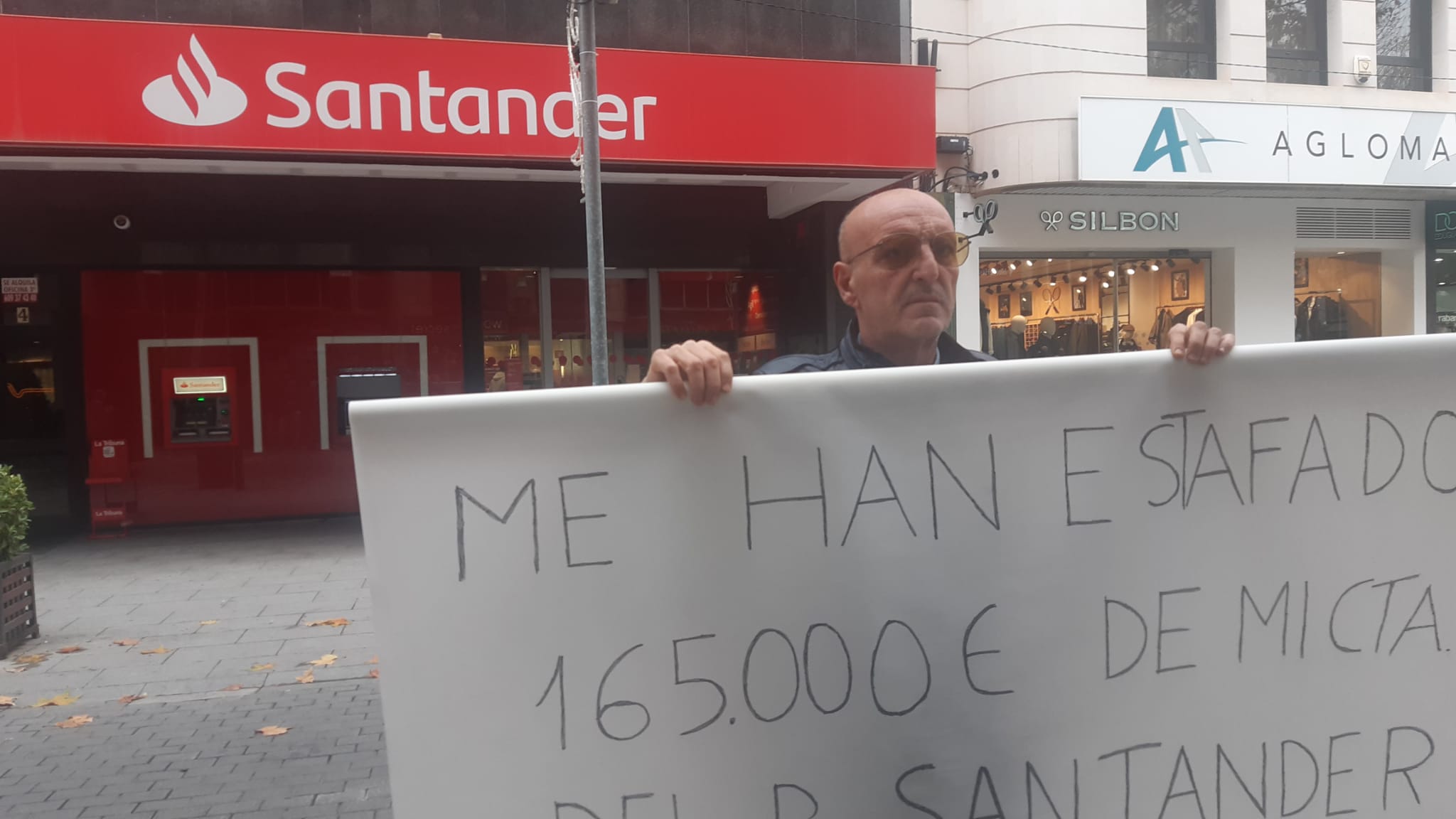 El vecino de Ciudad Real al que presuntamente estafaron 165.000 euros acudirá a los tribunales El vecino de Ciudad Real al que presuntamente estafaron 165.000 euros acudirá a los tribunales