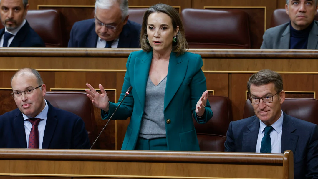 Gamarra interviene en la primera sesi&oacute;n de control al Gobierno/ EFE/J.J. Guill&eacute;n