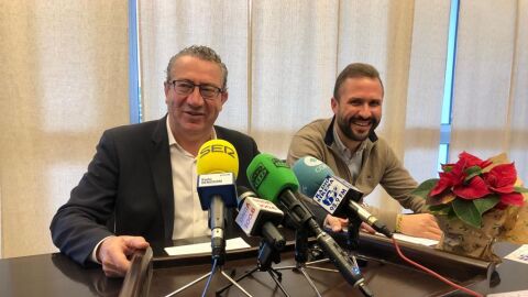 el alcalde y el concejal de comercio de Benidorm el alcalde y el concejal de comercio de Benidorm