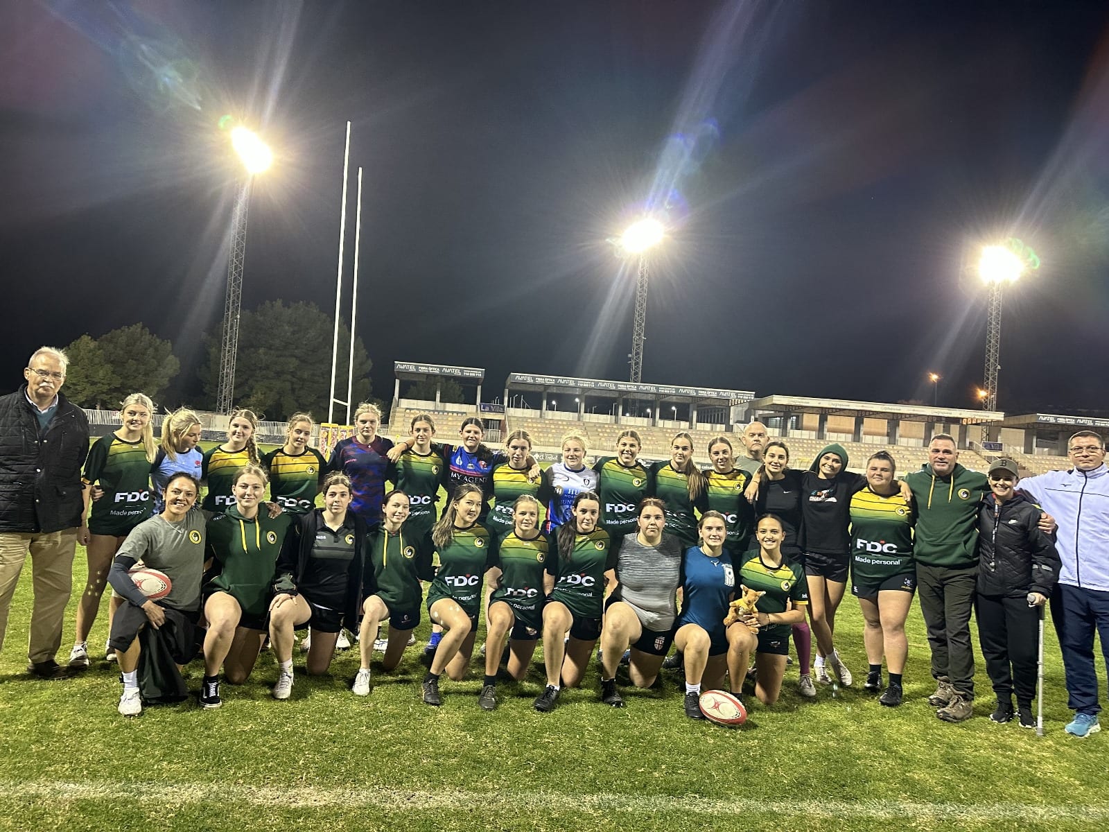 Villajoyosa sede del partido entre las Australian Raptors y la Selección Valenciana Femenina de Rugby S16 Villajoyosa sede del partido entre las Australian Raptors y la Selección Valenciana Femenina de Rugby S16