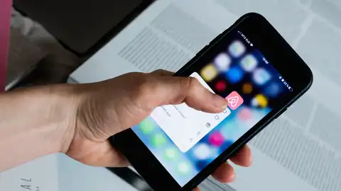 ¿Usas Wallapop o Vinted? Si cumples estos requisitos deberás declarar tus ventas a Hacienda ¿Usas Wallapop o Vinted? Si cumples estos requisitos deberás declarar tus ventas a Hacienda