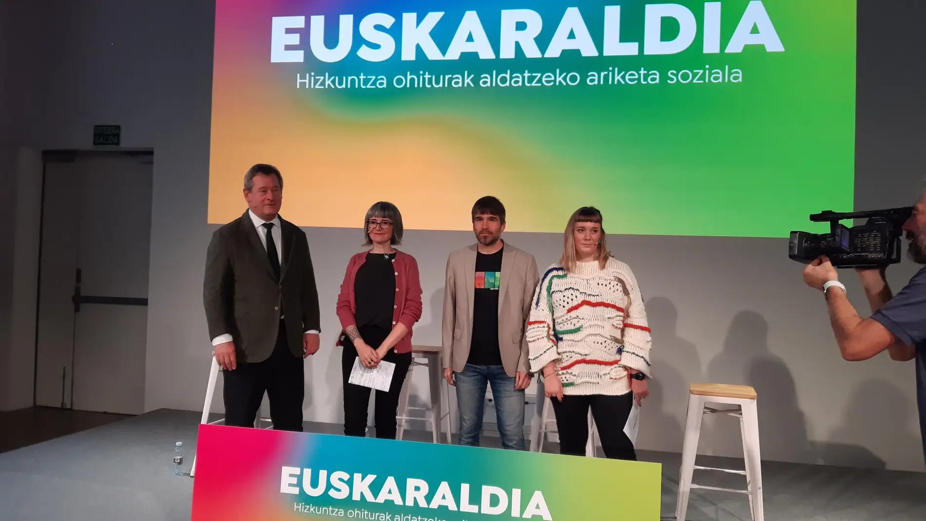 Organizadores de Euskaraldia en la presentación en Tabakalera 