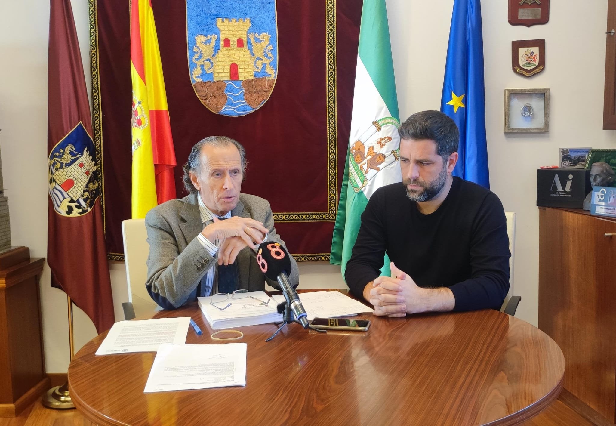 Chiclana invertirá dos millones de euros para un nuevo plan de arbolado Chiclana invertirá dos millones de euros para un nuevo plan de arbolado