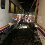 Dos trenes con unos 200 pasajeros chocan en El Chorro (Málaga) sin causar heridos