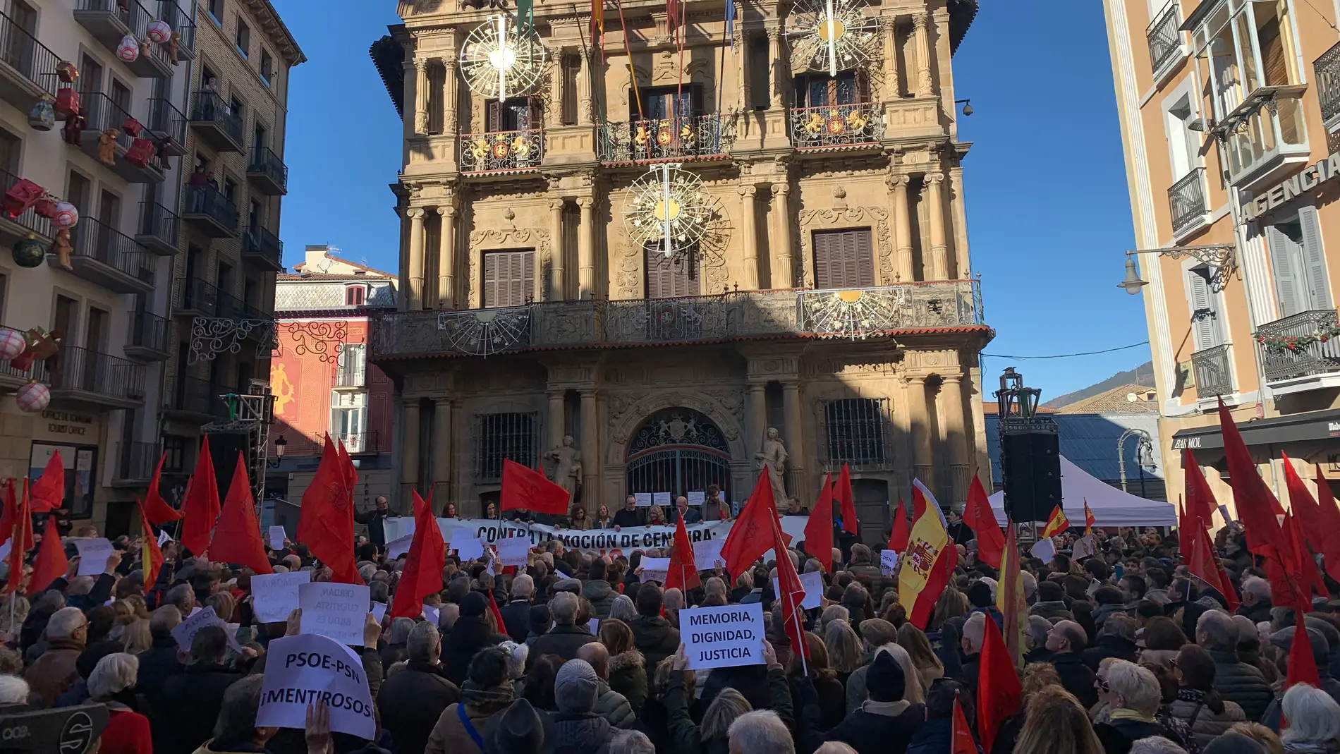 UPN llama a acudir a la protesta contra el pacto del PSOE con Bildu porque "Pamplona no se vende"