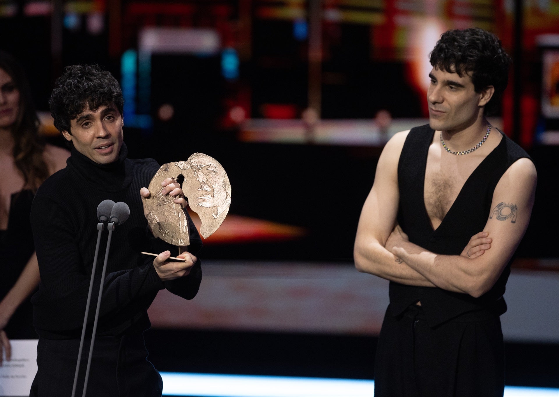 '20.000 especies de abejas' y 'La Mesías' triunfan en unos Premios Forqué con un emotivo homenaje a Concha Velasco '20.000 especies de abejas' y 'La Mesías' triunfan en unos Premios Forqué con un emotivo homenaje a Concha Velasco