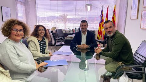 Los usuarios de APNEEF y AIF disfrutarán durante otros cuatro años de un espacio en Sant Antoni de Portmany Los usuarios de APNEEF y AIF disfrutarán durante otros cuatro años de un espacio en Sant Antoni de Portmany