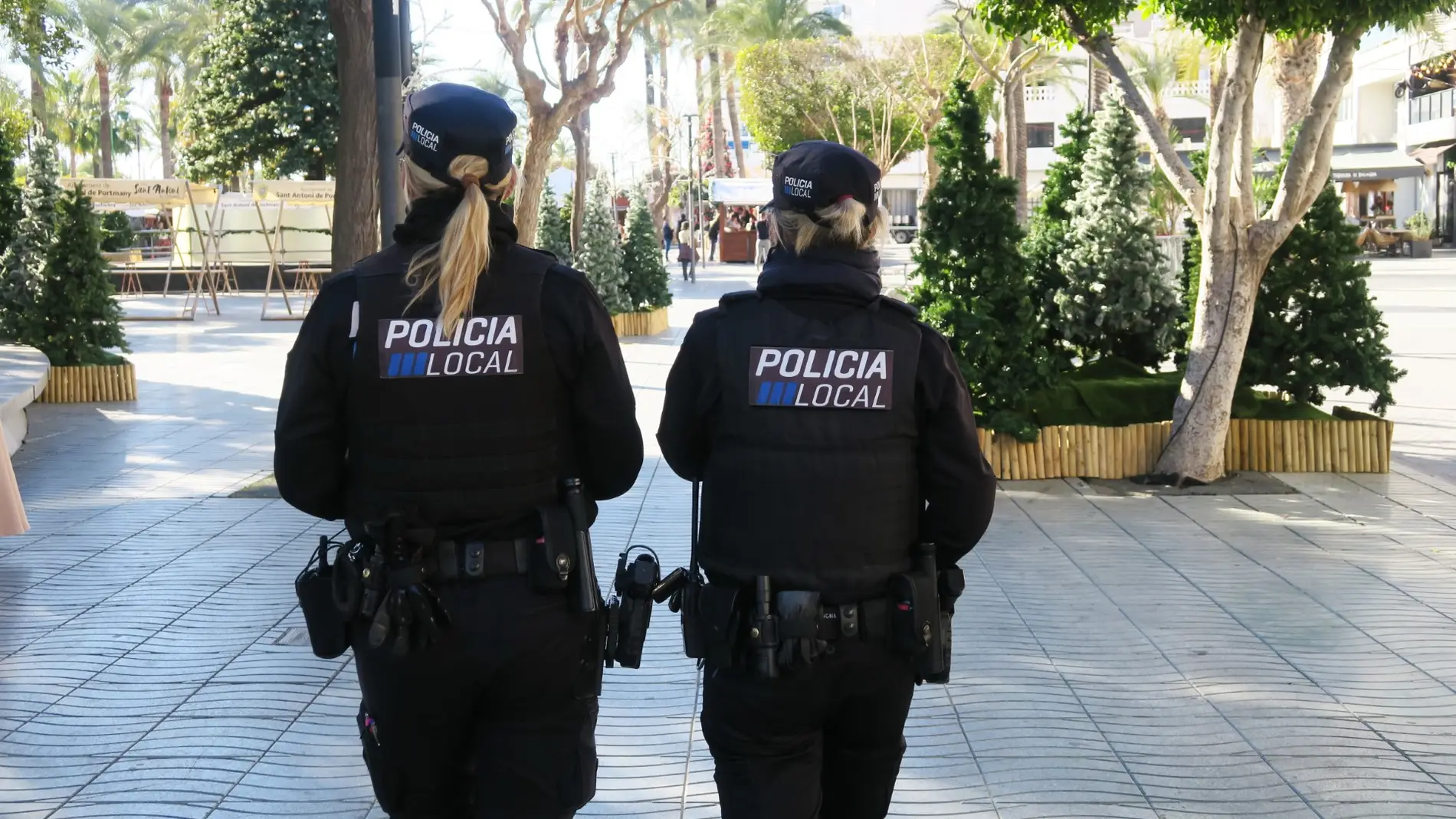La Policía Local de Sant Antoni de Portmany lanza desde hoy y hasta el próximo 8 de enero un operativo especial de Navidad