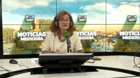 Elena Gijón: "Sánchez vuela ocho minutos en avión y quiere acabar con los trayectos de menos de media hora"
