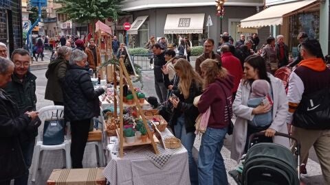 Navidad alternativa, cultural y comercial en la calle Quintana de Alicante 