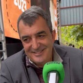 Javier Guillén, director de la Vuelta a España, en los micrófonos de Onda Cero durante el certamen del queso Gamonéu