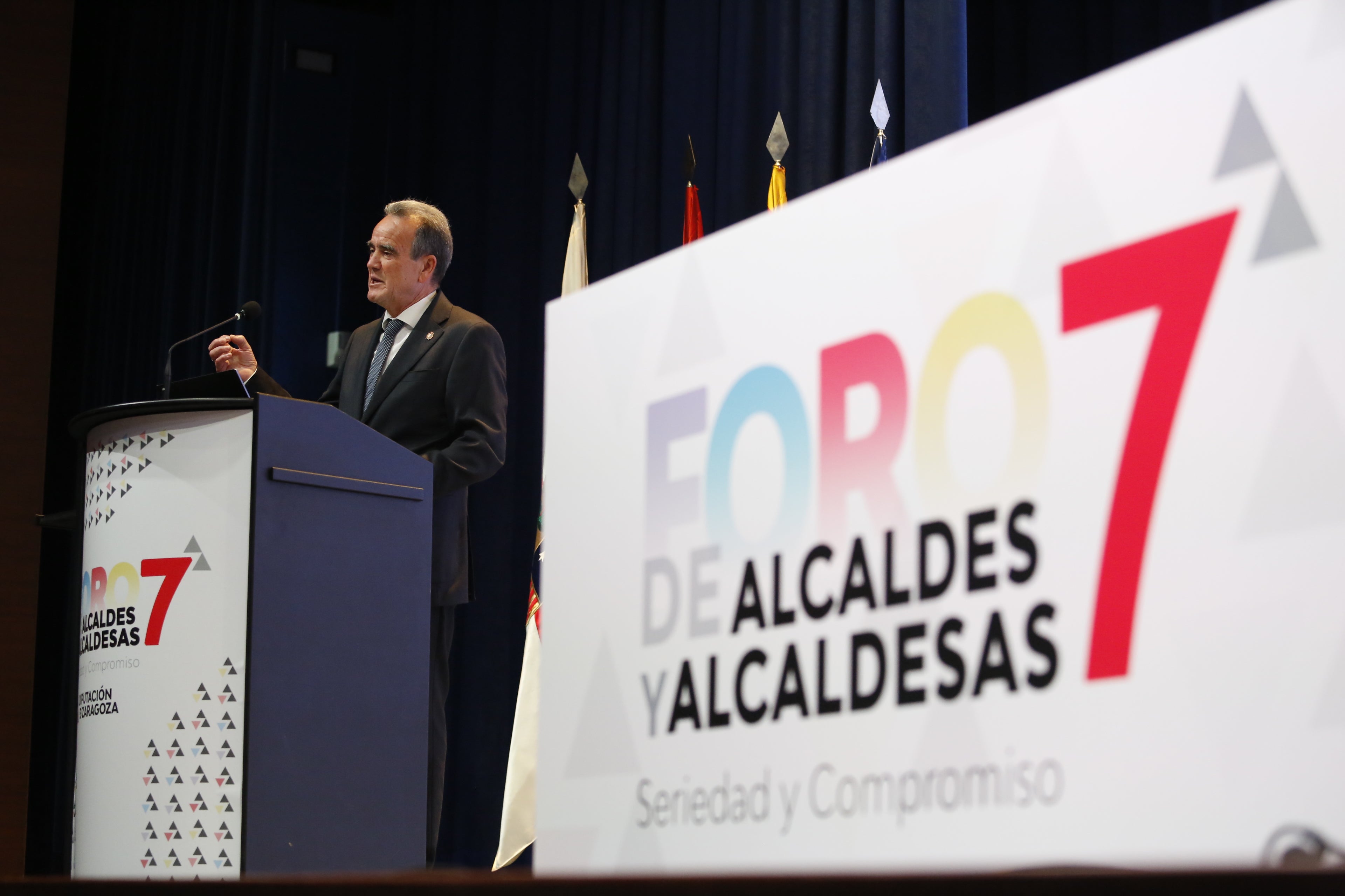 La Diputación de Zaragoza renovará 500 kilómetros de carreteras provinciales La Diputación de Zaragoza renovará 500 kilómetros de carreteras provinciales