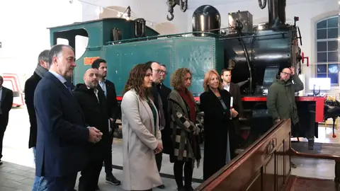 Visita de les autoritats al Museu del Ferrocarril Visita de les autoritats al Museu del Ferrocarril