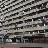 El barri de La Mina, a Barcelona, és un dels districtes amb un mínim de 45% de pobresa infantil