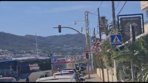 PP y vecinos piden eliminar el semáforo frente al club naútico de Altea PP y vecinos piden eliminar el semáforo frente al club naútico de Altea