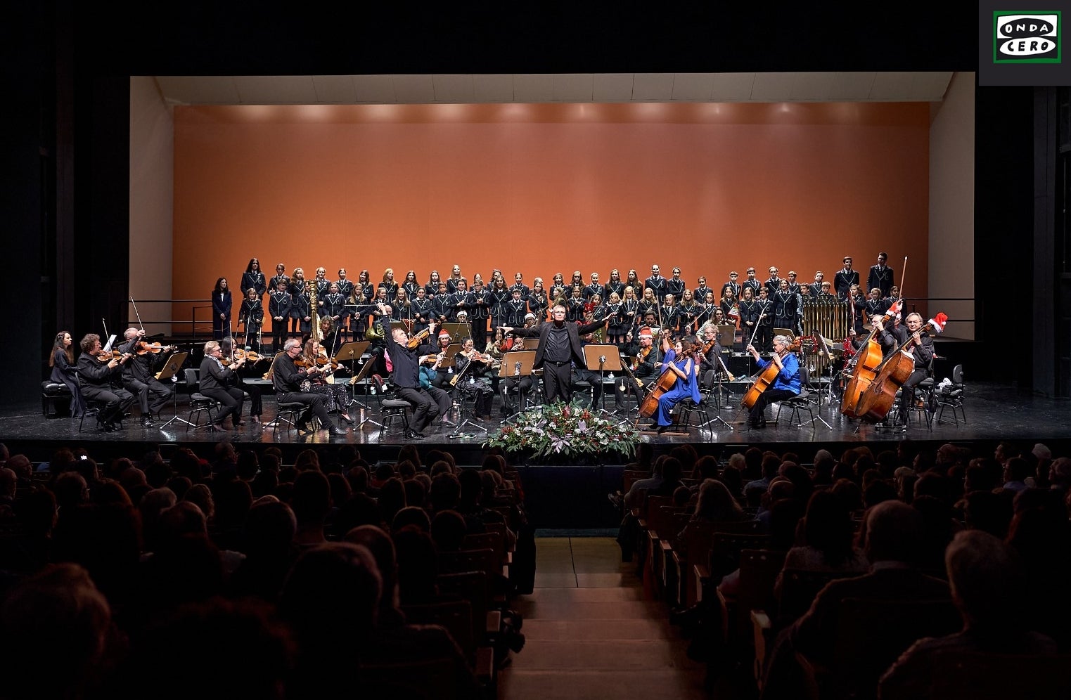 ONDA CERO SEVILLA patrocina por 4º año consecutivo el concierto de Navidad de la ROSS ONDA CERO SEVILLA patrocina por 4º año consecutivo el concierto de Navidad de la ROSS