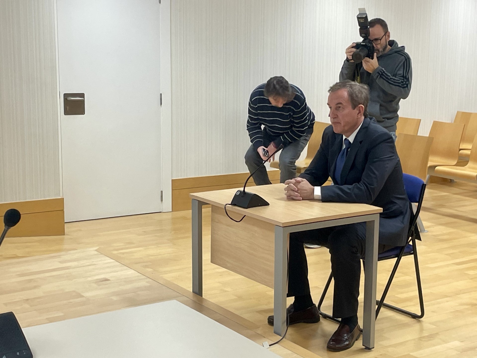 Juan Anguix, condenado a un año de prisión por administración desleal en el Elche Juan Anguix, condenado a un año de prisión por administración desleal en el Elche