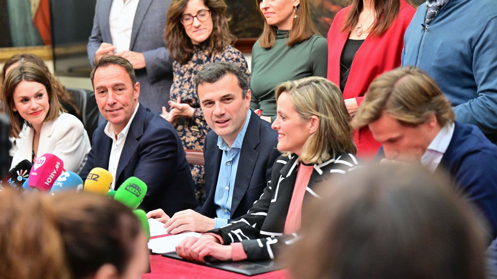 Un nuevo presupuesto y los pliegos de ayuda a domicilio y transporte, los principales retos del Gobierno de Cádiz en 2024 Un nuevo presupuesto y los pliegos de ayuda a domicilio y transporte, los principales retos del Gobierno de Cádiz en 2024