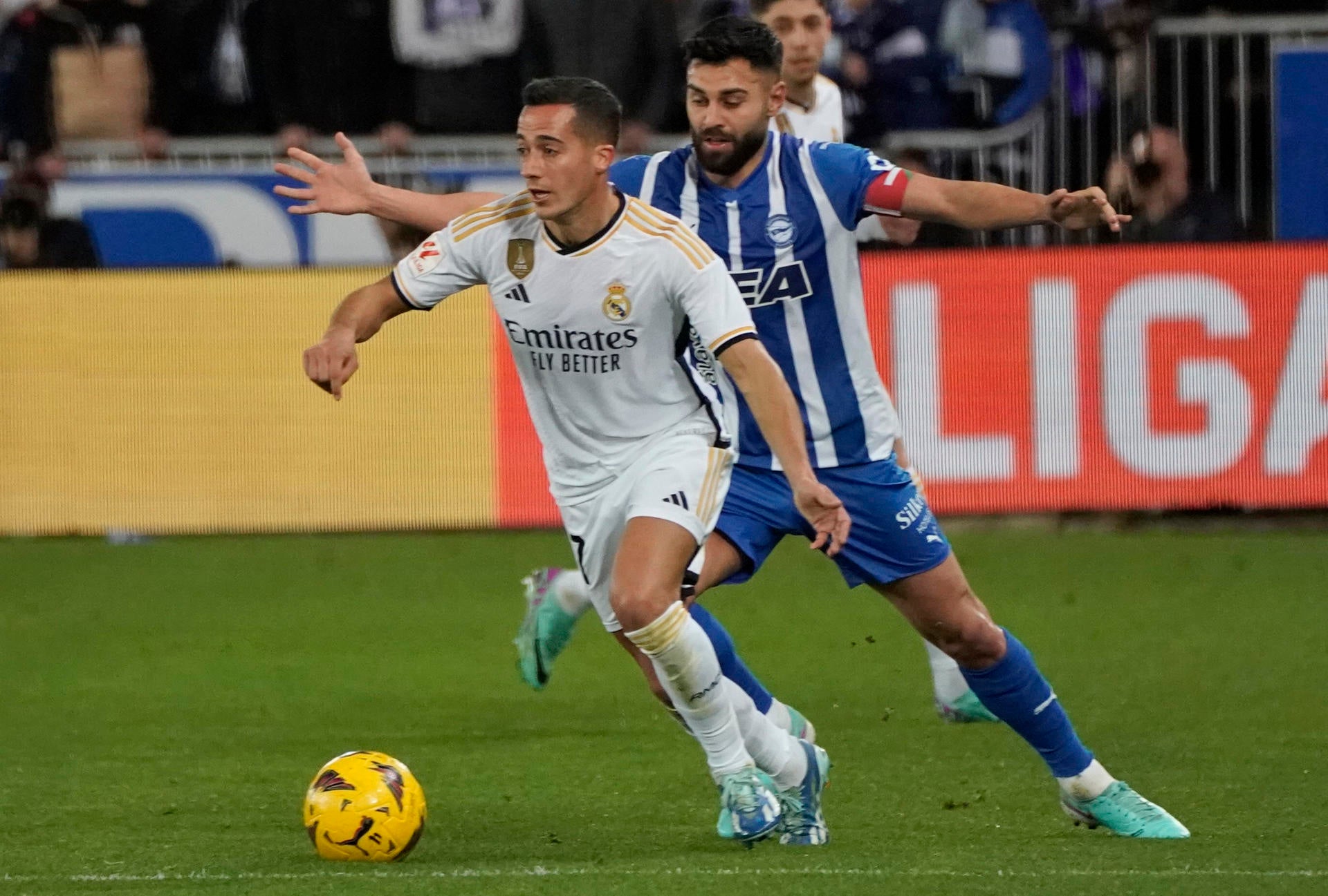 Lucas Vázquez devuelve al Real Madrid a la cabeza de LaLiga en el descuento Lucas Vázquez devuelve al Real Madrid a la cabeza de LaLiga en el descuento