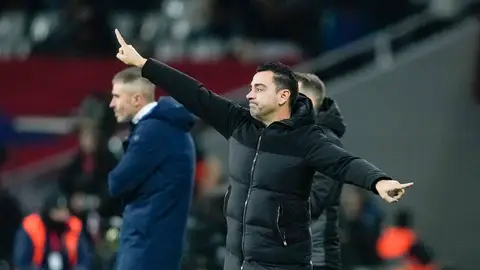 Xavi: "Nuestra primera parte es inaceptable" Xavi: "Nuestra primera parte es inaceptable"
