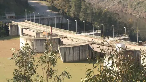 La Junta subrata que la construcción del puente de Cedillo necesita algo más que "buena voluntad" por parte del Gobierno Central La Junta subrata que la construcción del puente de Cedillo necesita algo más que "buena voluntad" por parte del Gobierno Central