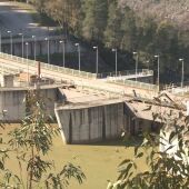 La Junta subrata que la construcción del puente de Cedillo necesita algo más que "buena voluntad" por parte del Gobierno Central